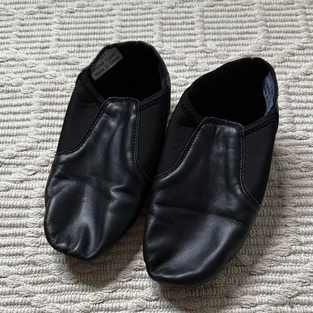 B15 Harper Robbin’s Kids 13MT Elegant Black Dress Shoes